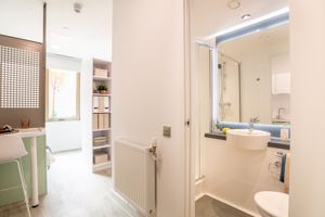 Ensuite Bathroom 1- click for photo gallery